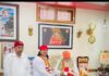 ਸਾਈਂ ਪੱਪਲ ਸ਼ਾਹ ਨੇ ਸੰਤ ਨਿਰੰਜਣ ਦਾਸ ਜੀ ਮਹਾਰਾਜ ਨੂੰ ਪਦਮ ਸ਼੍ਰੀ ਮਿਲਣ ‘ਤੇ ਦਿੱਤੀ ਵਧਾਈ ਅਤੇ ਲਿਆ ਆਸ਼ੀਰਵਾਦ